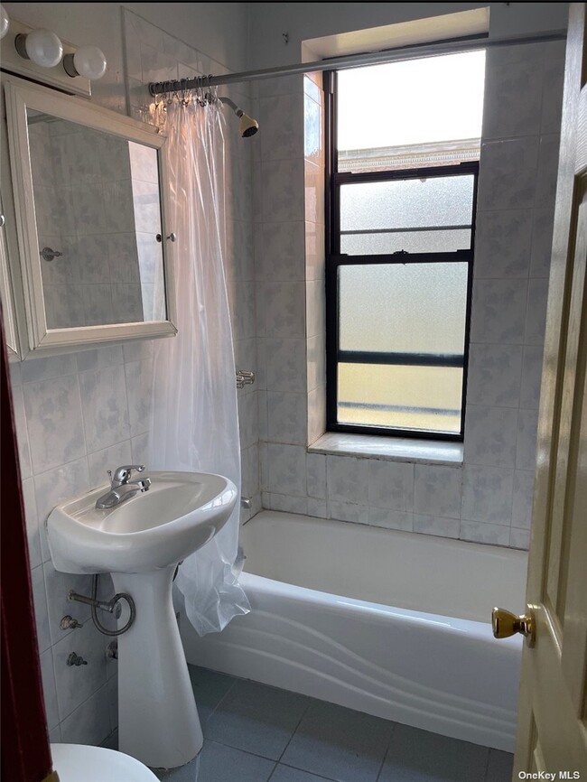 Foto del edificio - 41-41 41st St