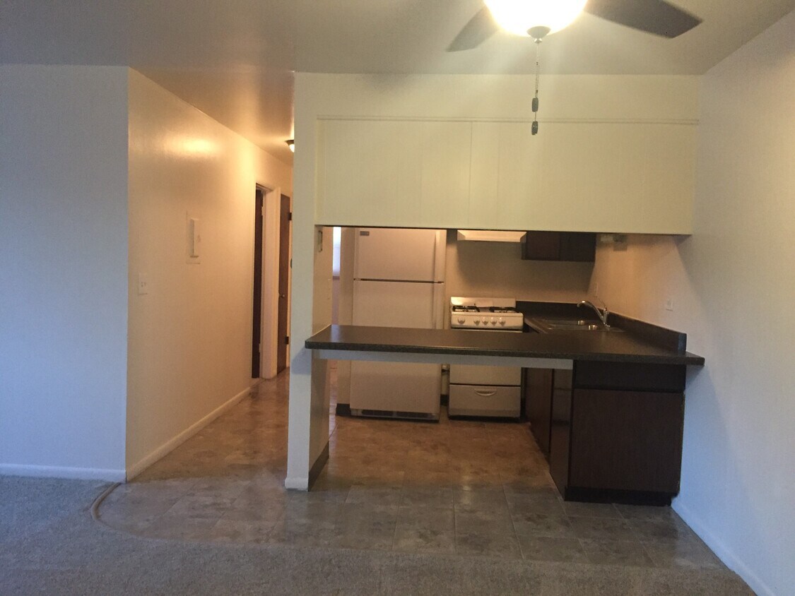 1125 Depot Rd Unit 07, Gurnee, IL 60031 Room for Rent in Gurnee, IL