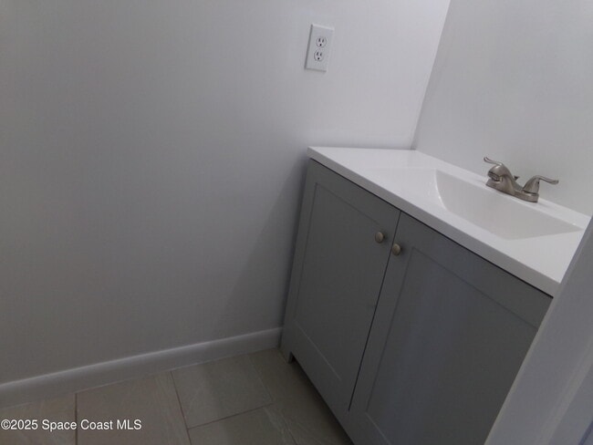 Building Photo - 131 San Juan Cir