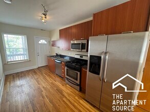 Building Photo - 3650 W Berteau Ave
