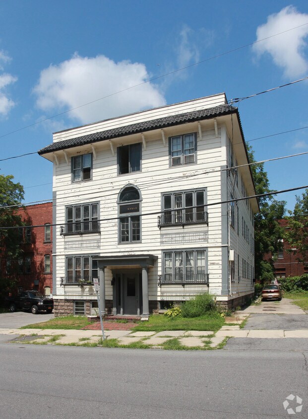 Primary Photo - 5 Prospect St