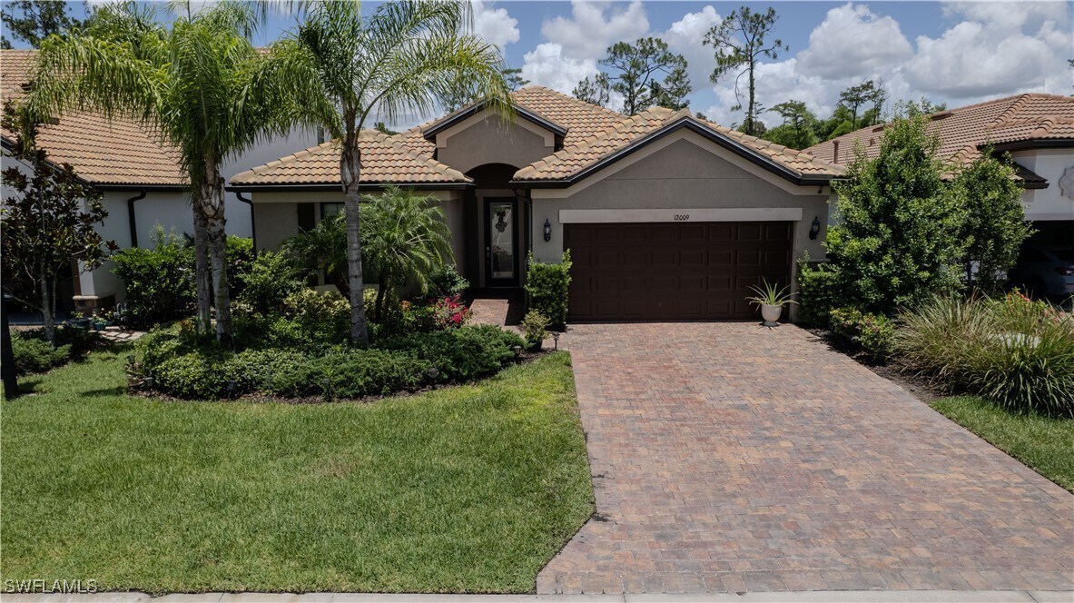 Foto principal - 12009 Avingston Lake Dr