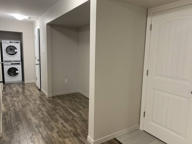 Building Photo - 10500 Jackson Rd