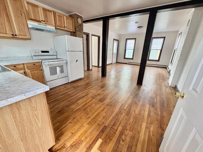 Cocina/Sala de estar - 178 Broad St