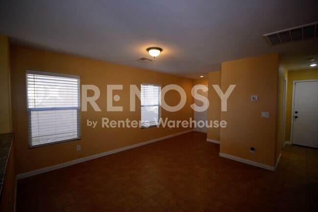 Foto del edificio - 5333 Iron Crossing Ave