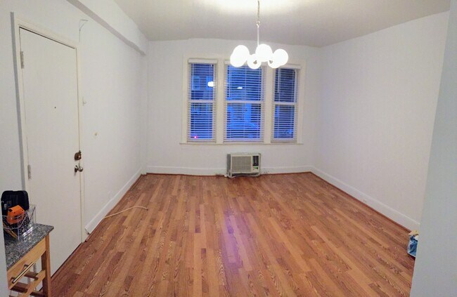Foto del edificio - 1825 Florida Ave NW