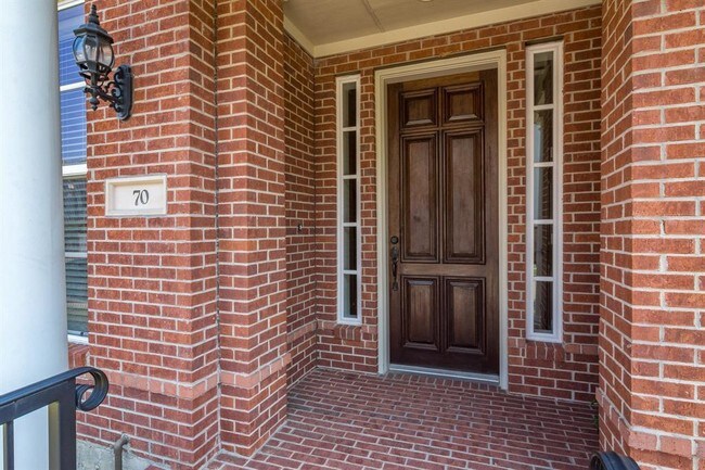 Foto del edificio - 70 Shell Port Square