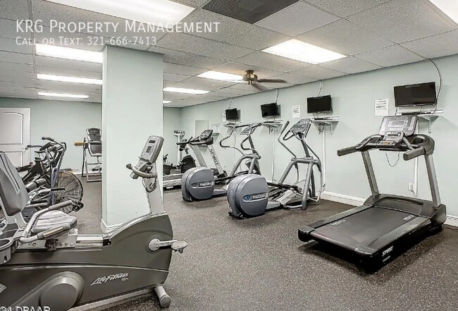 Foto del edificio - 935 N Halifax Ave