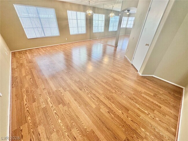 Foto del edificio - 8233 Cactus Canyon Ct