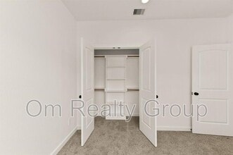 Building Photo - 4705 Idaho St