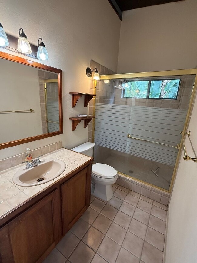 Building Photo - Furnished Pool House Studio with Lanai