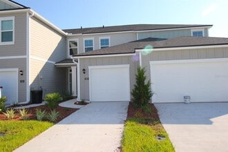 Building Photo - 121 Redbud Rd