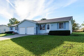 Building Photo - 6583 Niagara Cir