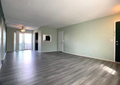 Foto del edificio - 11433 N May Ave