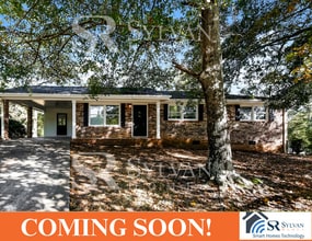 Building Photo - 172 Hearthwood Pl