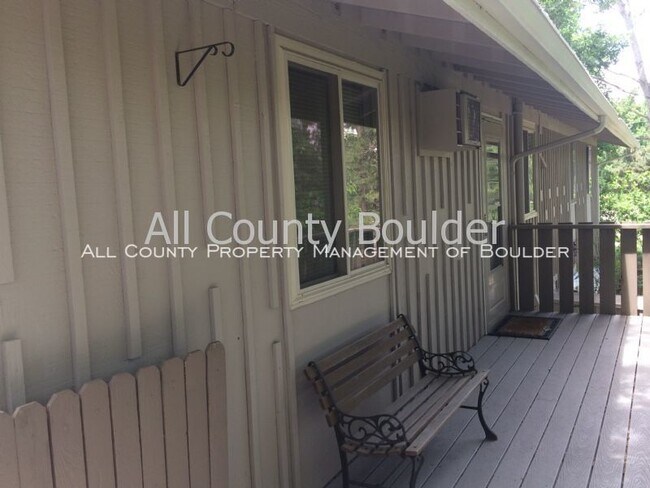 Building Photo - Niwot Condominium