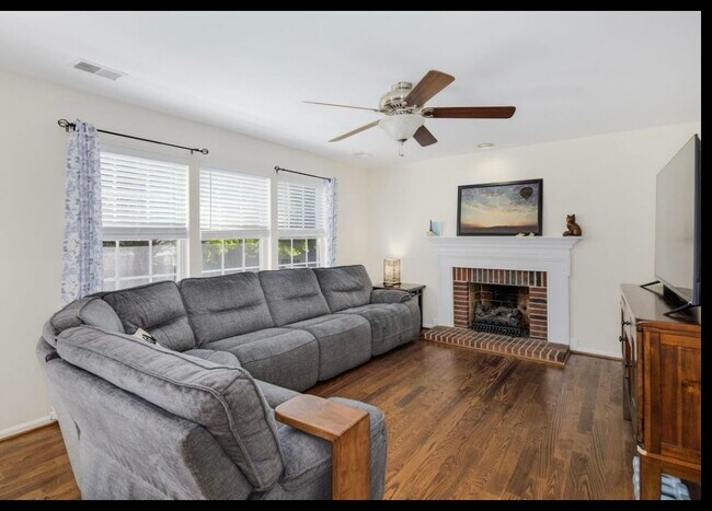 Foto del edificio - 205 Marcie Rush Ln