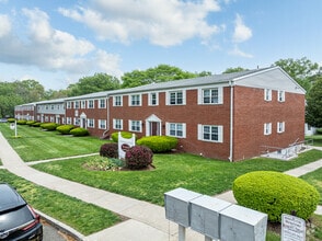 Building Photo - Newport Apartments