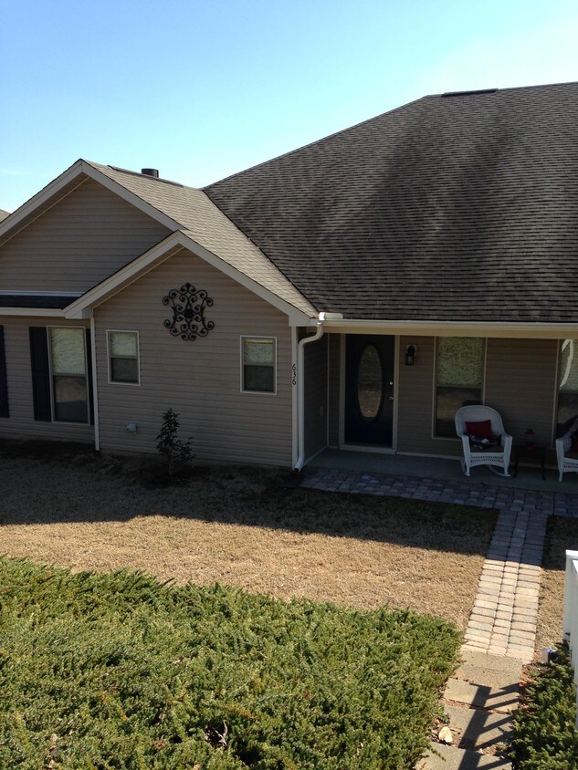 Primary Photo - 636 Wetumpka St