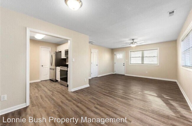 Foto del edificio - 9530 6th Bay St
