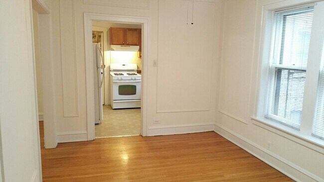 Foto del edificio - 708 Seward St