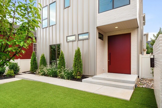 Foto del edificio - 1603 5th Ave N