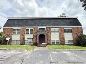 Building Photo - 307 Bradford Ave