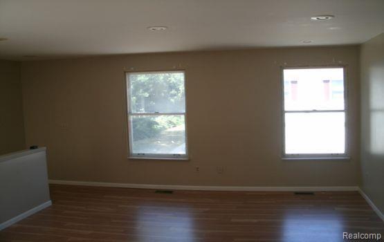 Building Photo - 217 Neptune Dr