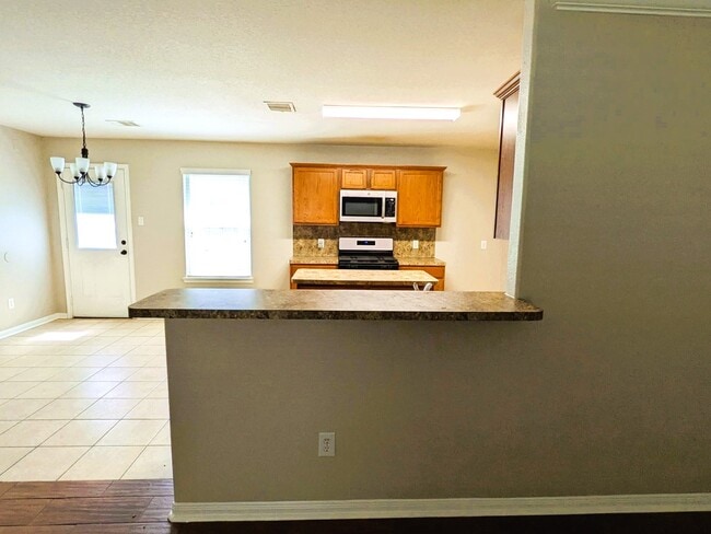 Building Photo - 6242 El Granate Dr