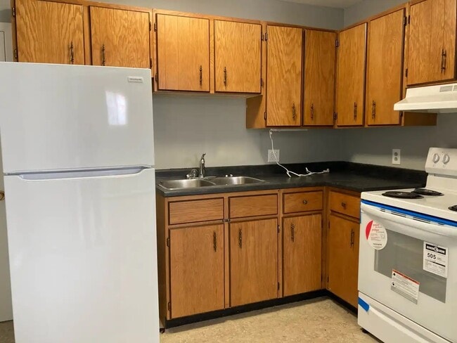 Building Photo - 45 Dwyer Ave