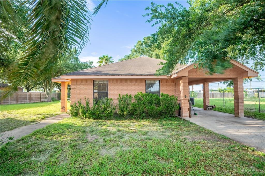 Foto principal - 2702 Blue Jay St