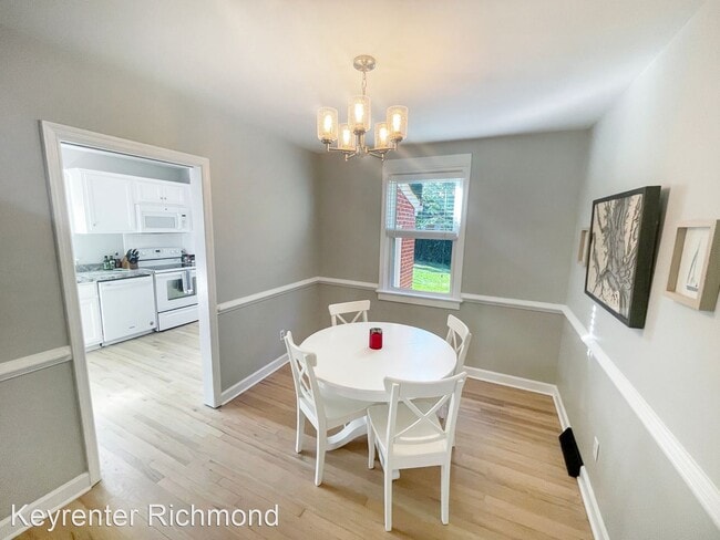 Foto del edificio - 3 br, 1 bath House - 7507 Roswell Rd