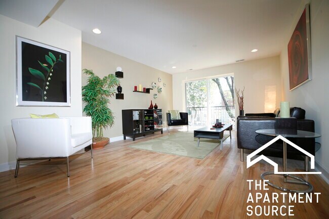 Foto del edificio - 6954 N Greenview Ave