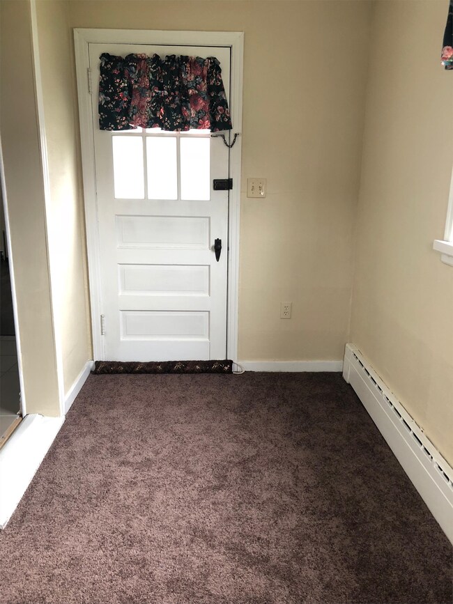 Foto del edificio - 894 Venetia Rd