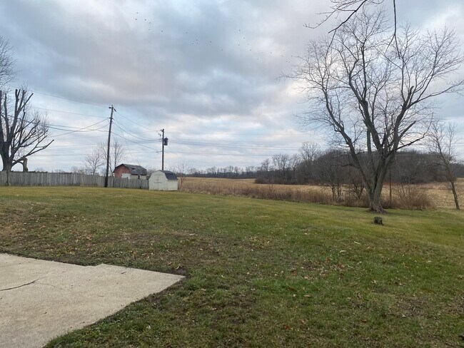 Foto del edificio - 4305 E Maple Manor Pkwy