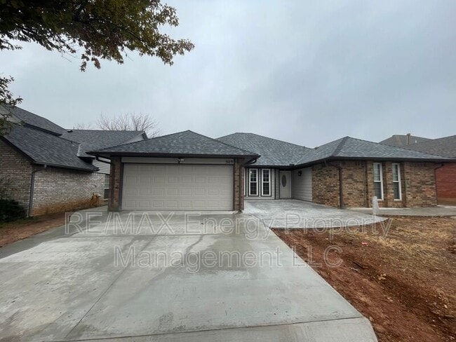Foto del edificio - 509 Greenfield Dr