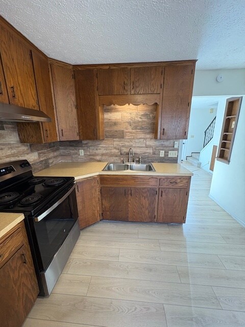 Foto del edificio - 232 Lindale Ave