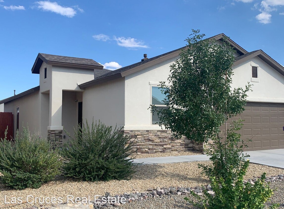 Primary Photo - 4 br, 2 bath House - 7048 Chaco St