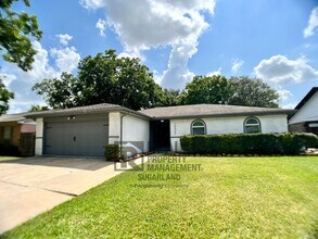 Building Photo - 10527 Westedge Dr