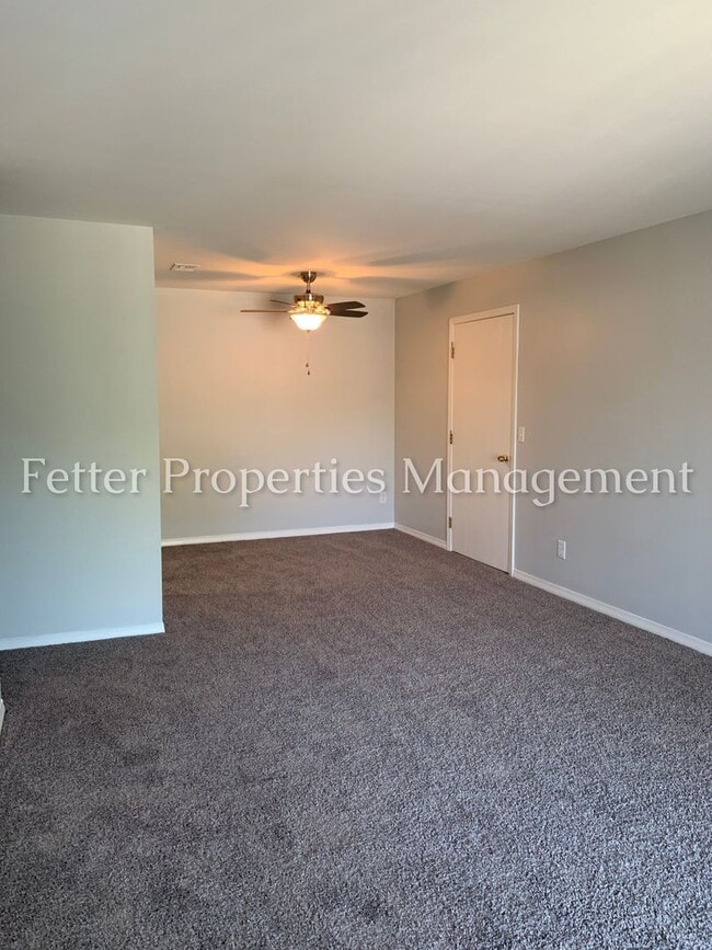 Interior Photo - Andrea Court North