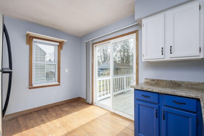 Building Photo - 1608 Whitcomb Ave