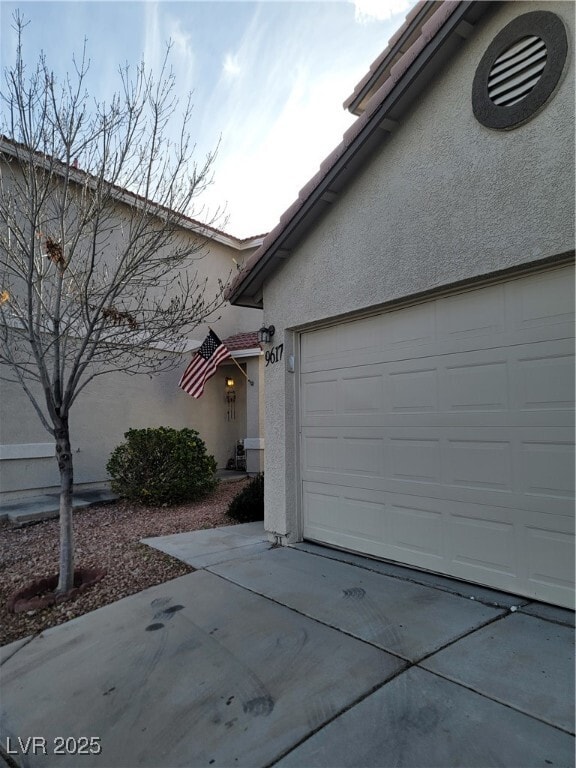 Building Photo - 9617 Pine River Ln