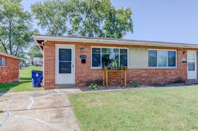 Foto del edificio - 10768 Tropic Dr