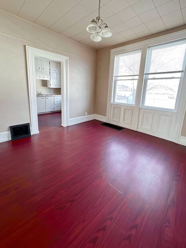 Foto del edificio - 517 N Ashland Ave.