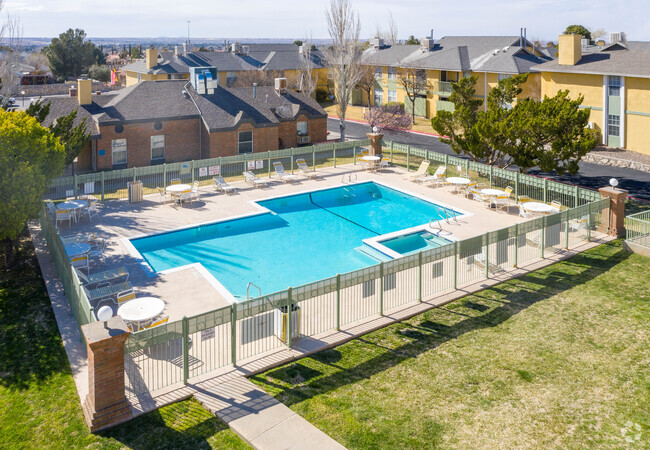 Building Photo - The Bartlett Apartment Homes