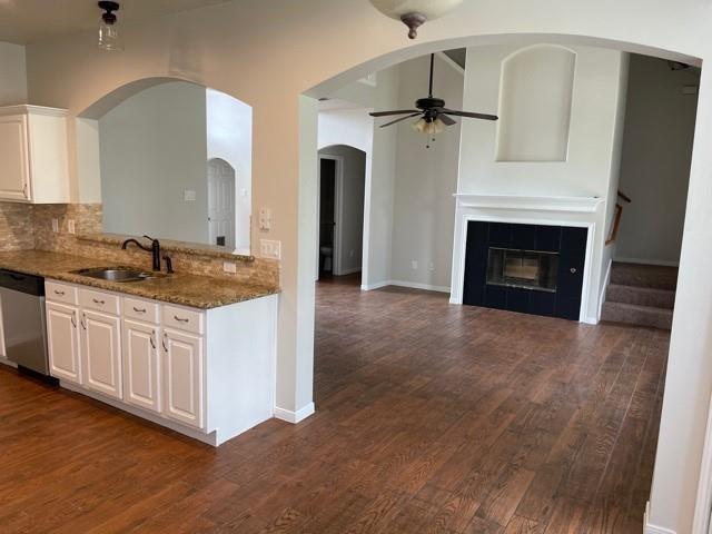 Foto del edificio - 26 Monterey Dr