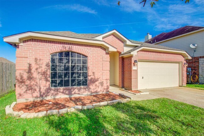 Building Photo - 14903 Lanai Dr