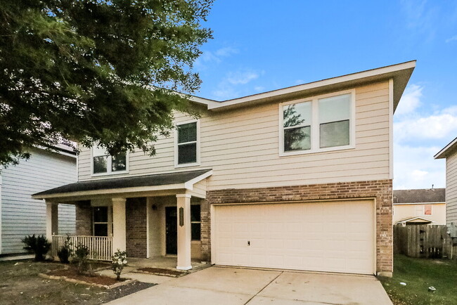 Foto del edificio - 5027 Oak Briar Ln