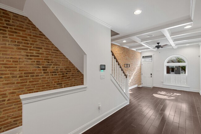 Foto del edificio - 1820 Jackson St