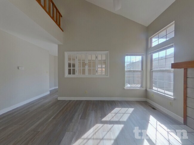 Foto del edificio - 5301 S Cody St